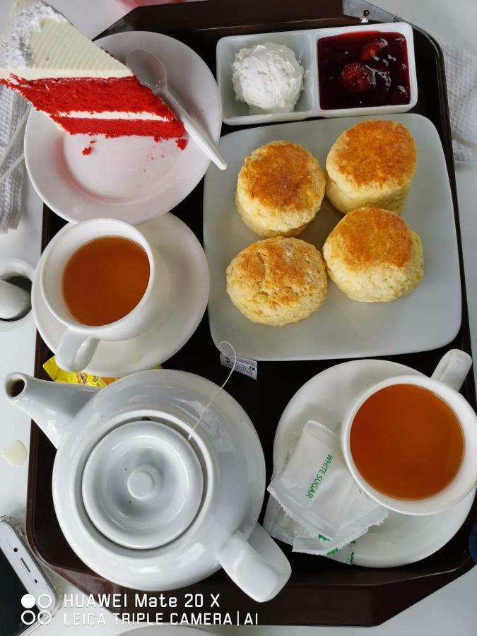 Muslim Homstay@crown Imperial Court *