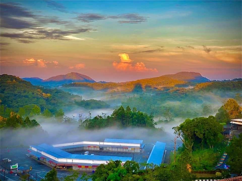 Muslim Homstay@crown Imperial Court Cameron Highlands